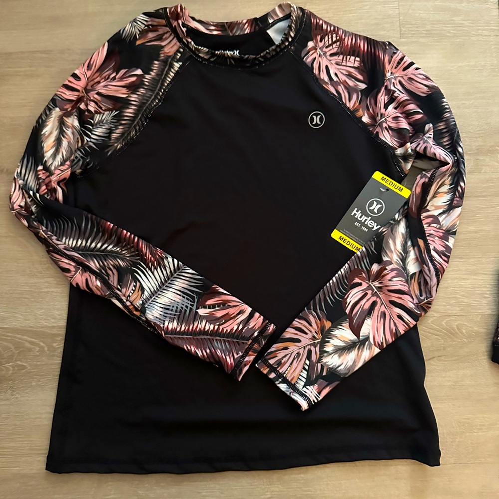 SOLD QTY 2 Hurley Size Medium SPF 50 Swim Long Sleeve Shirt